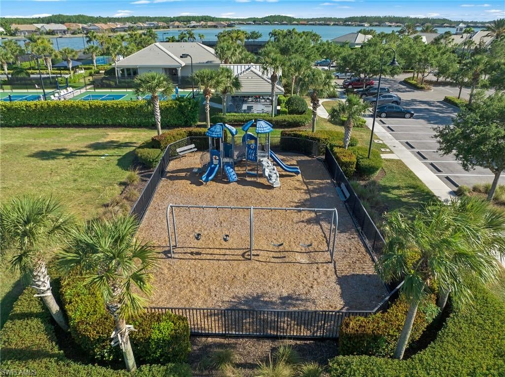 CORKSCREW SHORES - Residential