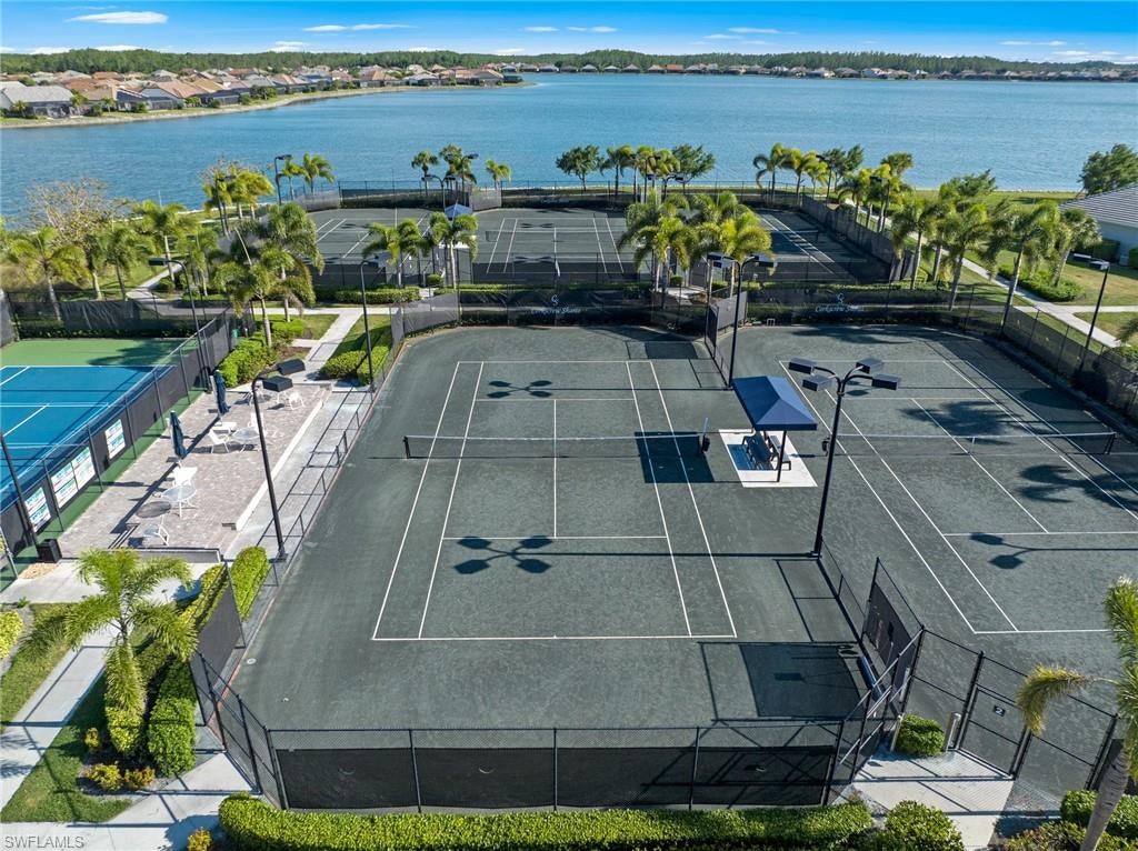 CORKSCREW SHORES - Residential
