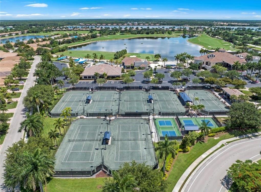 HERITAGE BAY - Residential