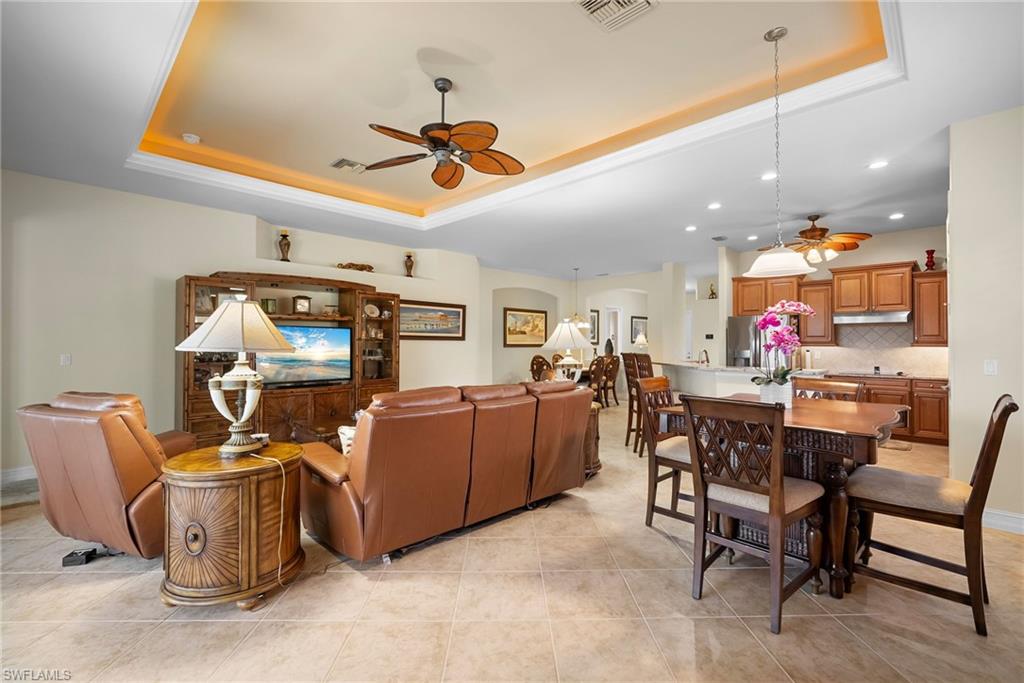 HERITAGE BAY - Residential