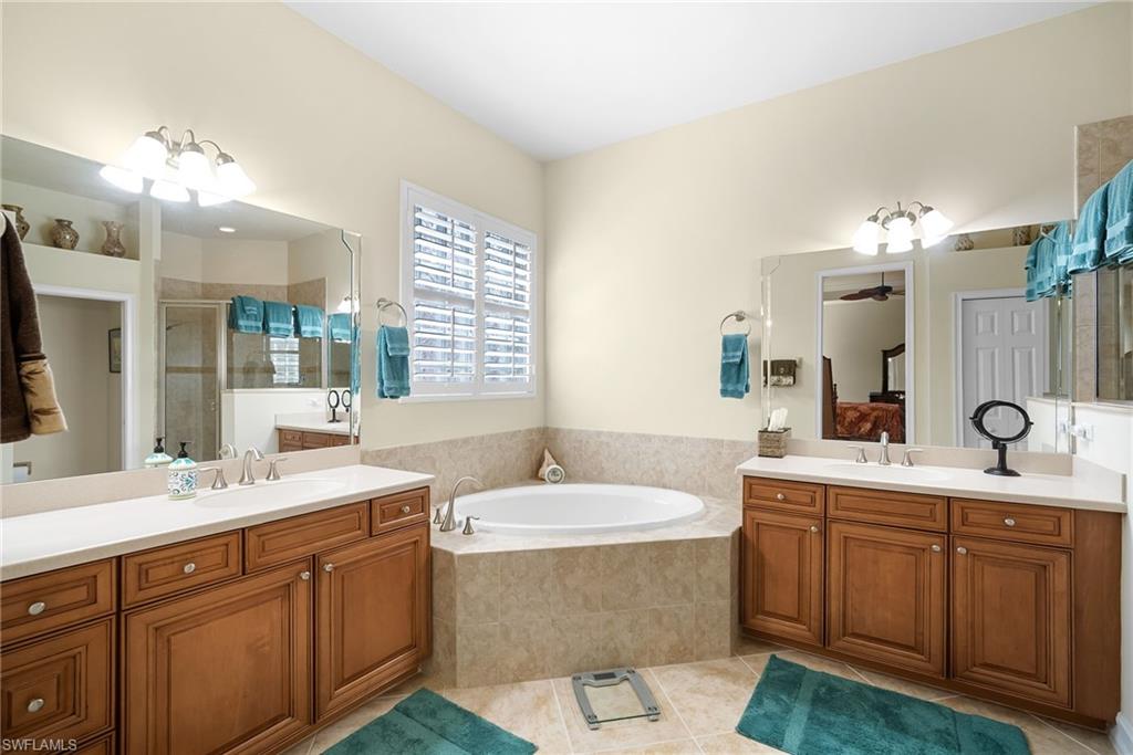 HERITAGE BAY - Residential
