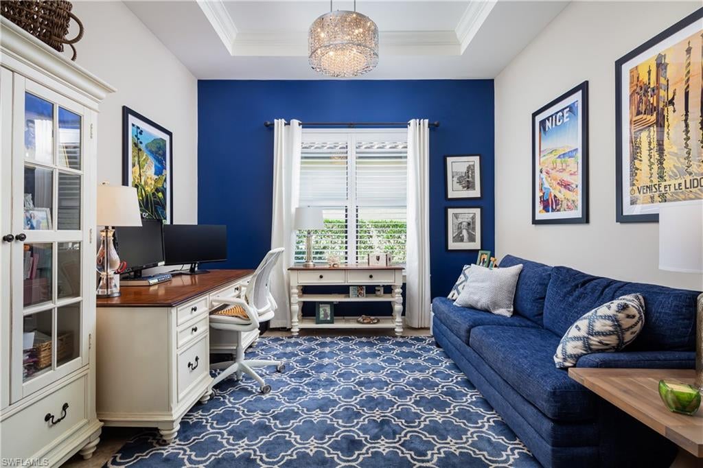 PEBBLE POINTE - Residential