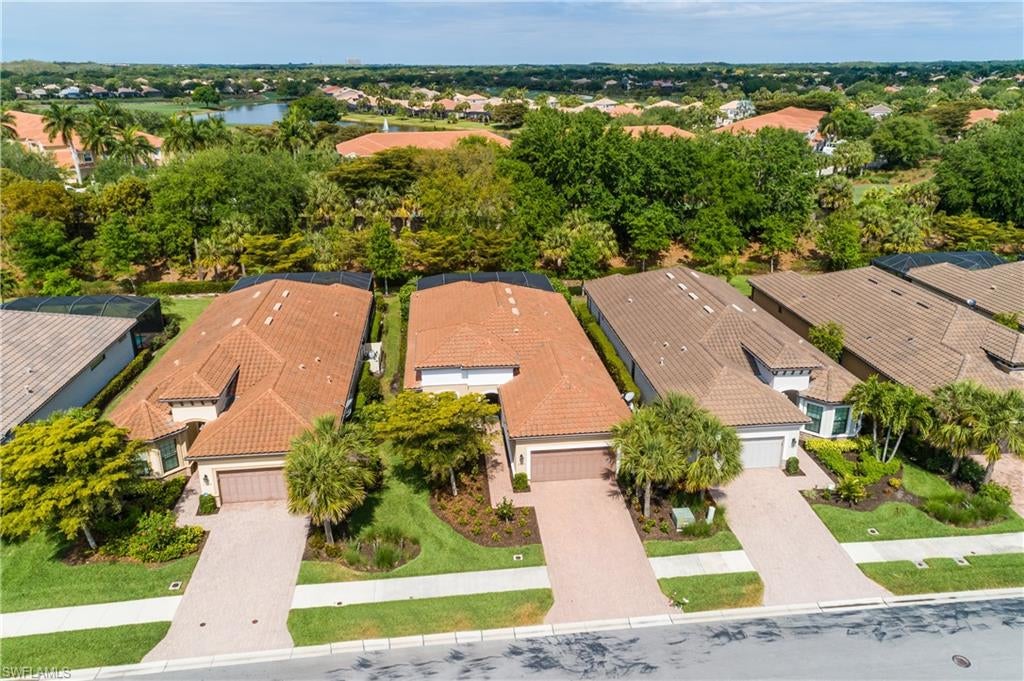 PEBBLE POINTE - Residential