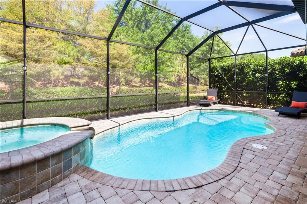 PEBBLE POINTE - Residential