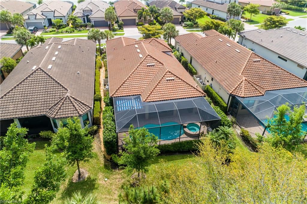 PEBBLE POINTE - Residential