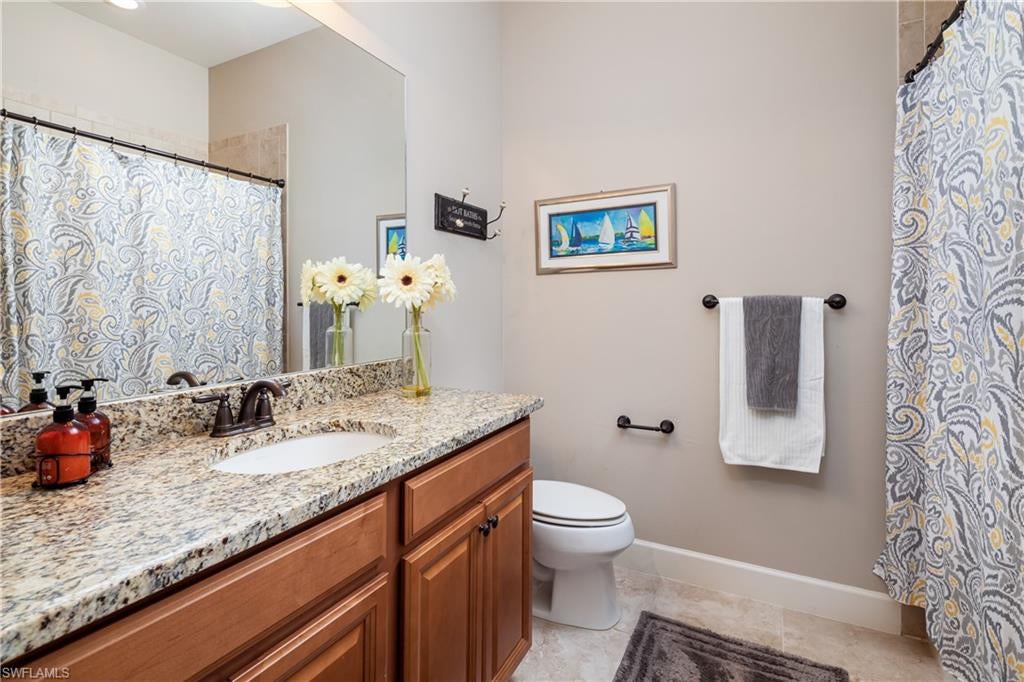 PEBBLE POINTE - Residential