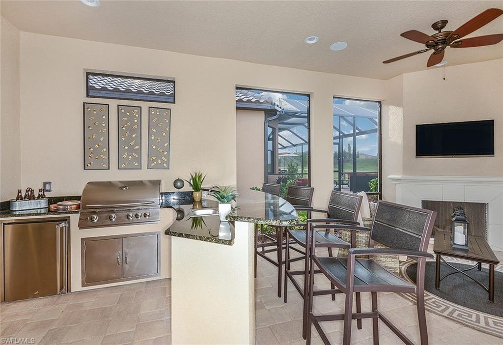 PEBBLE POINTE - Residential