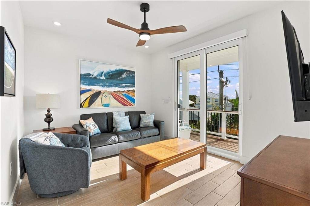 BEACH ESTATES - Residential