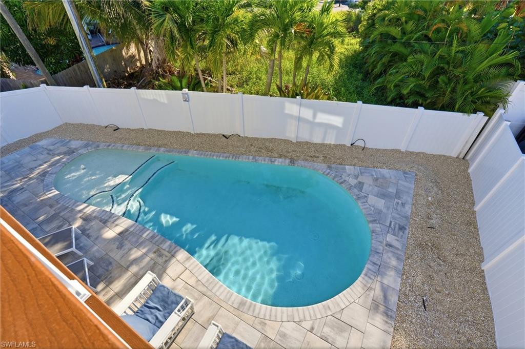 BEACH ESTATES - Residential