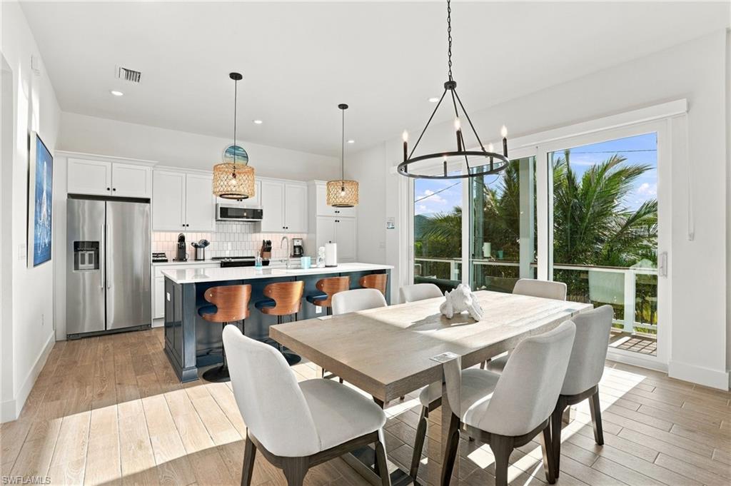 BEACH ESTATES - Residential