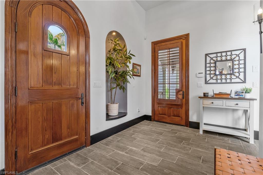SEMINOLE ESTATES - Residential