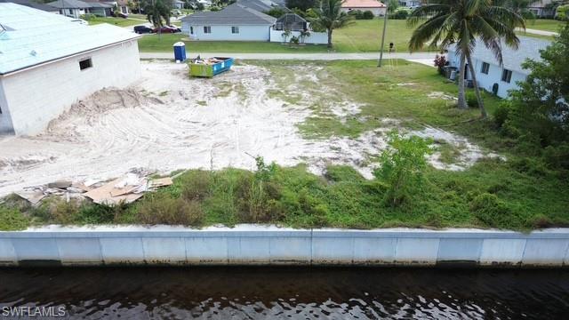 CAPE CORAL - Land