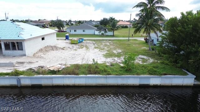 CAPE CORAL - Land