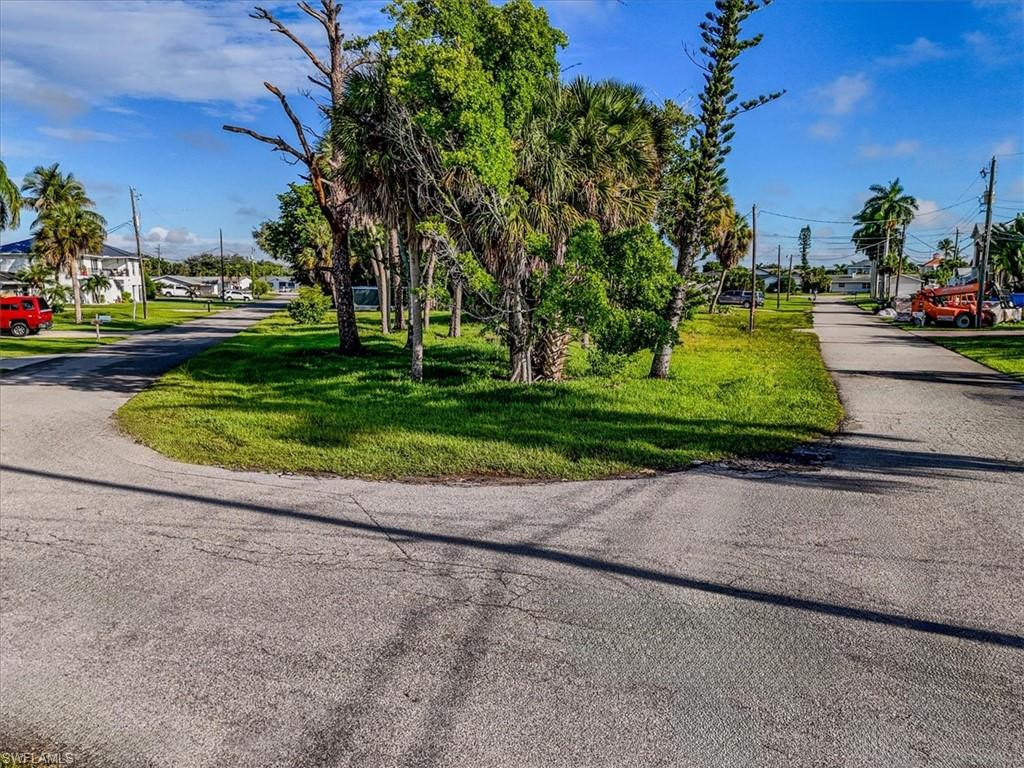 ISLAND PARK - Residential