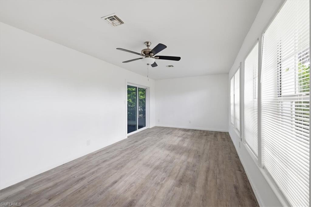 ISLAND PARK - Residential