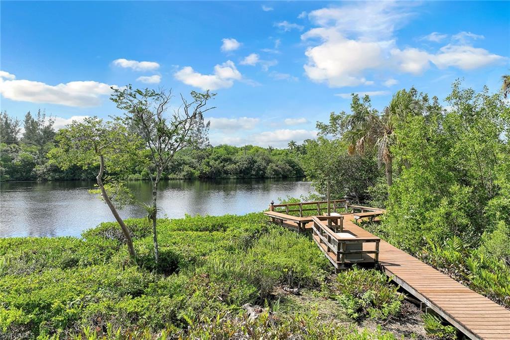 RIVERWALK - Residential