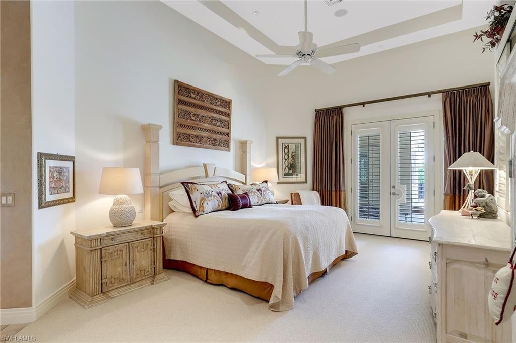 RIVERWALK - Residential