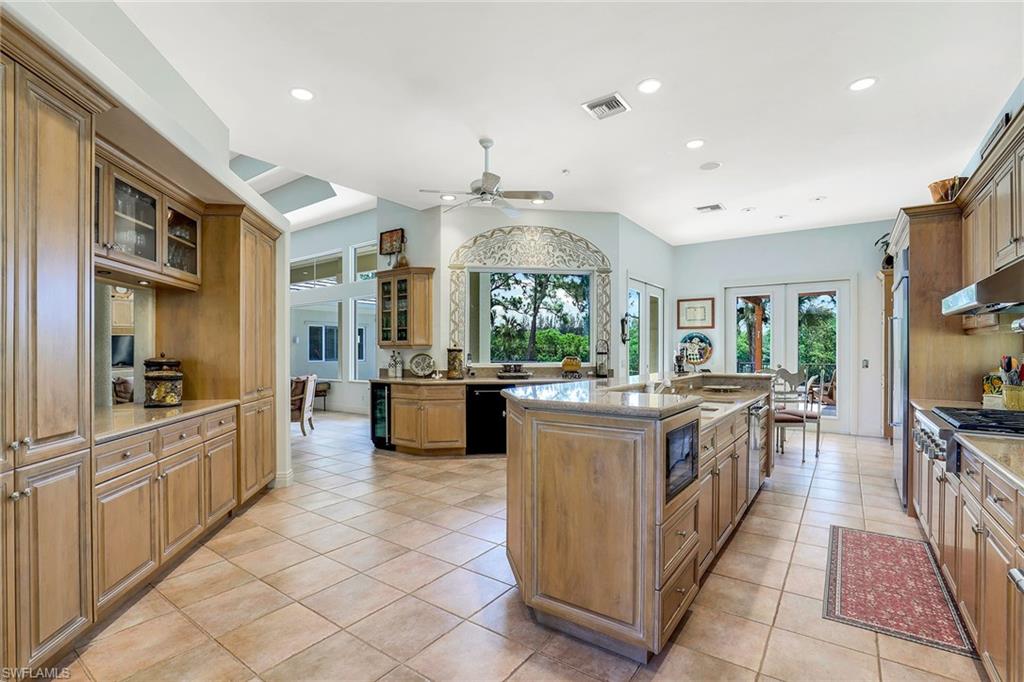 RIVERWALK - Residential