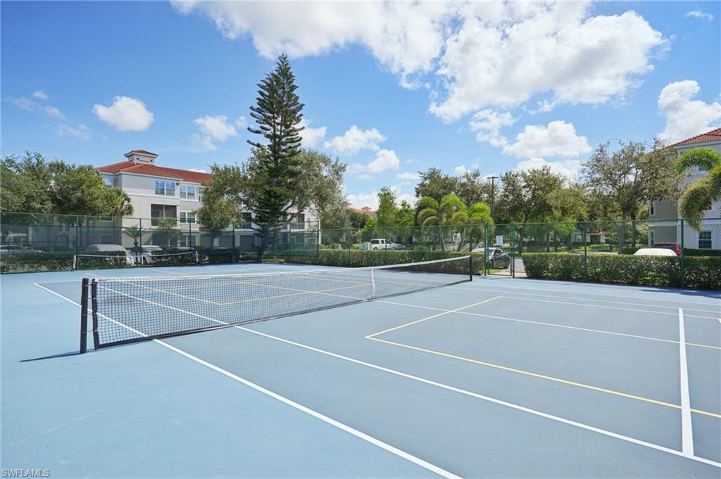THE TIDES AT PELICAN LANDING - Residential Lease
