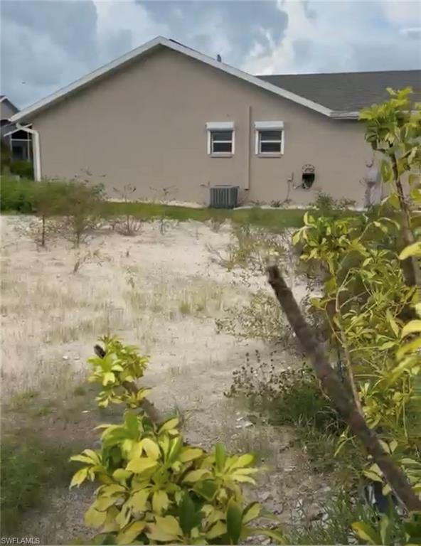 NORTH FORT MYERS - Land
