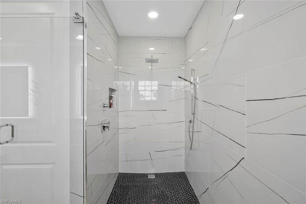 AZZURRO - Residential