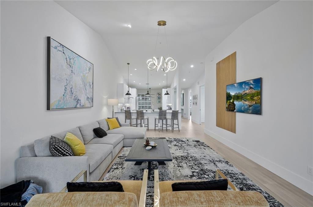AZZURRO - Residential