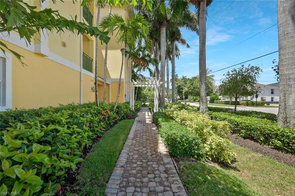 AZZURRO - Residential