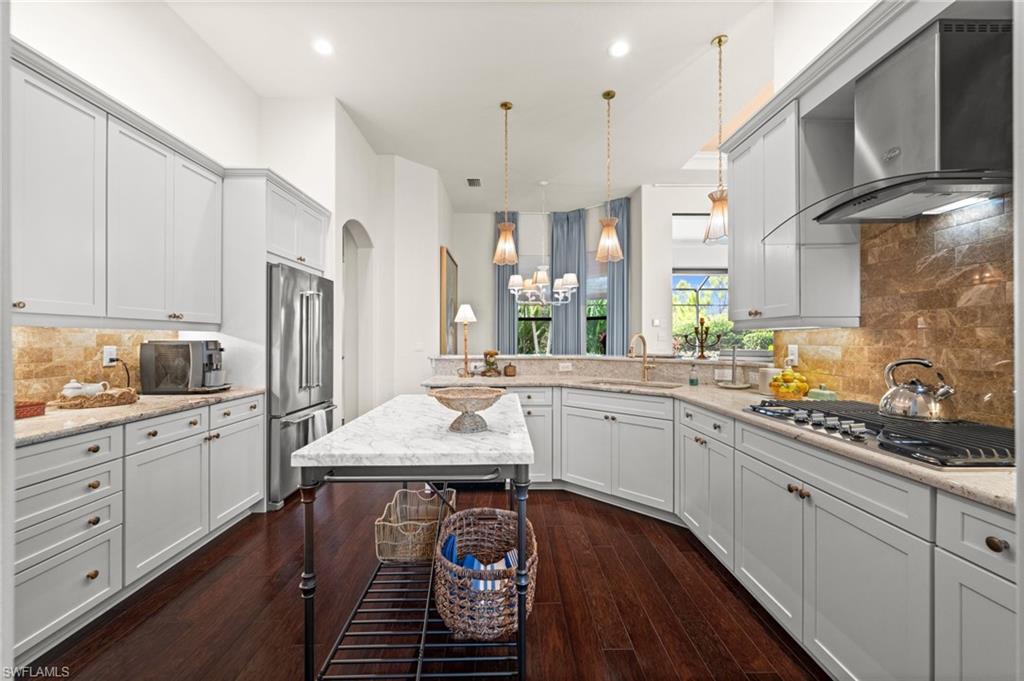 BONITA LAKES - Residential