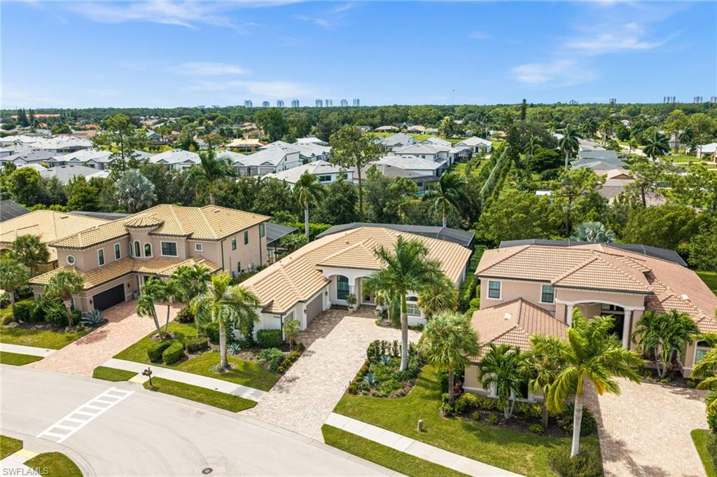 BONITA LAKES - Residential