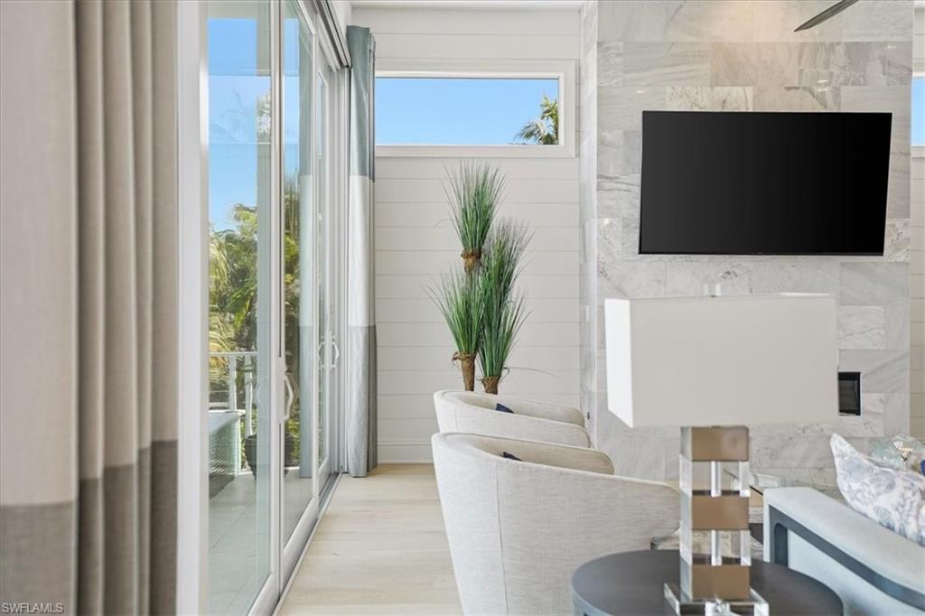 BONITA BEACH - Residential