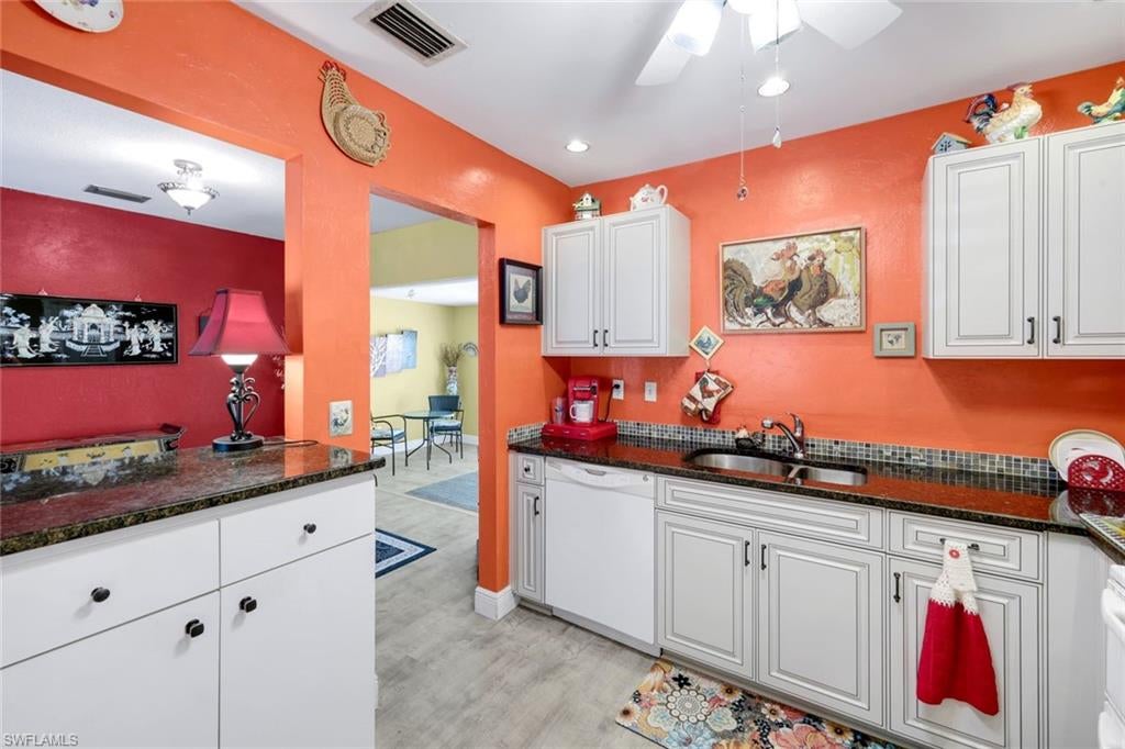 RIDGEWAY - Residential