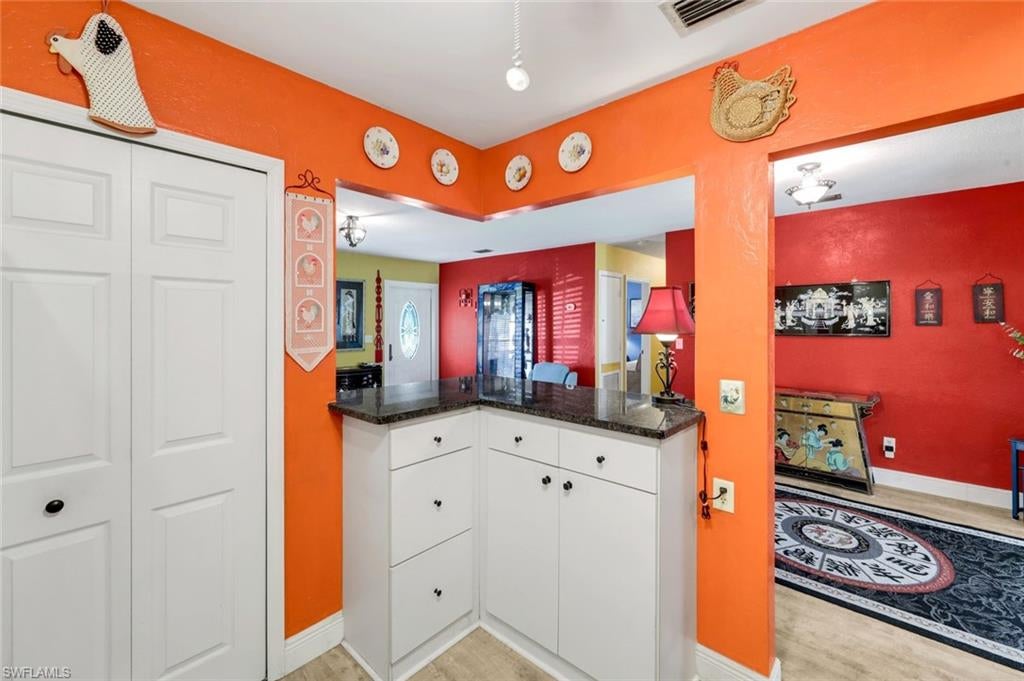 RIDGEWAY - Residential