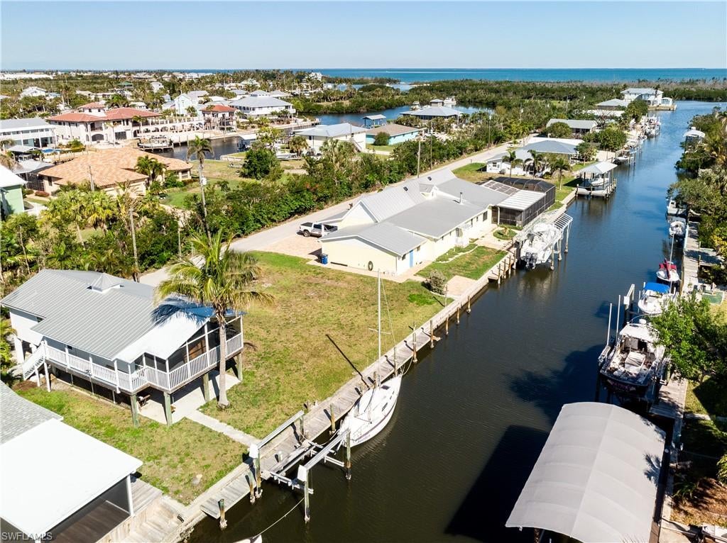 HOLIDAY HARBOR - Residential