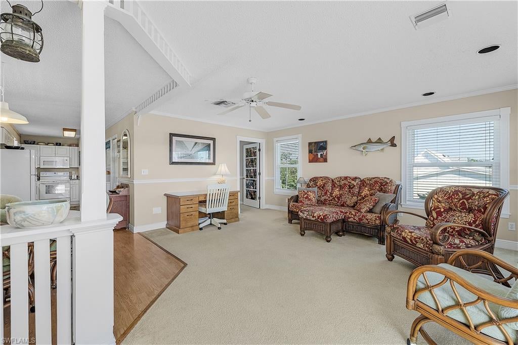 HOLIDAY HARBOR - Residential