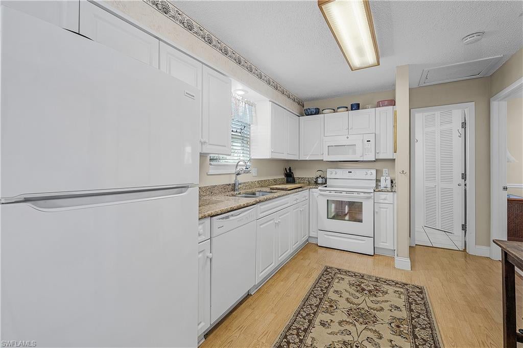 HOLIDAY HARBOR - Residential