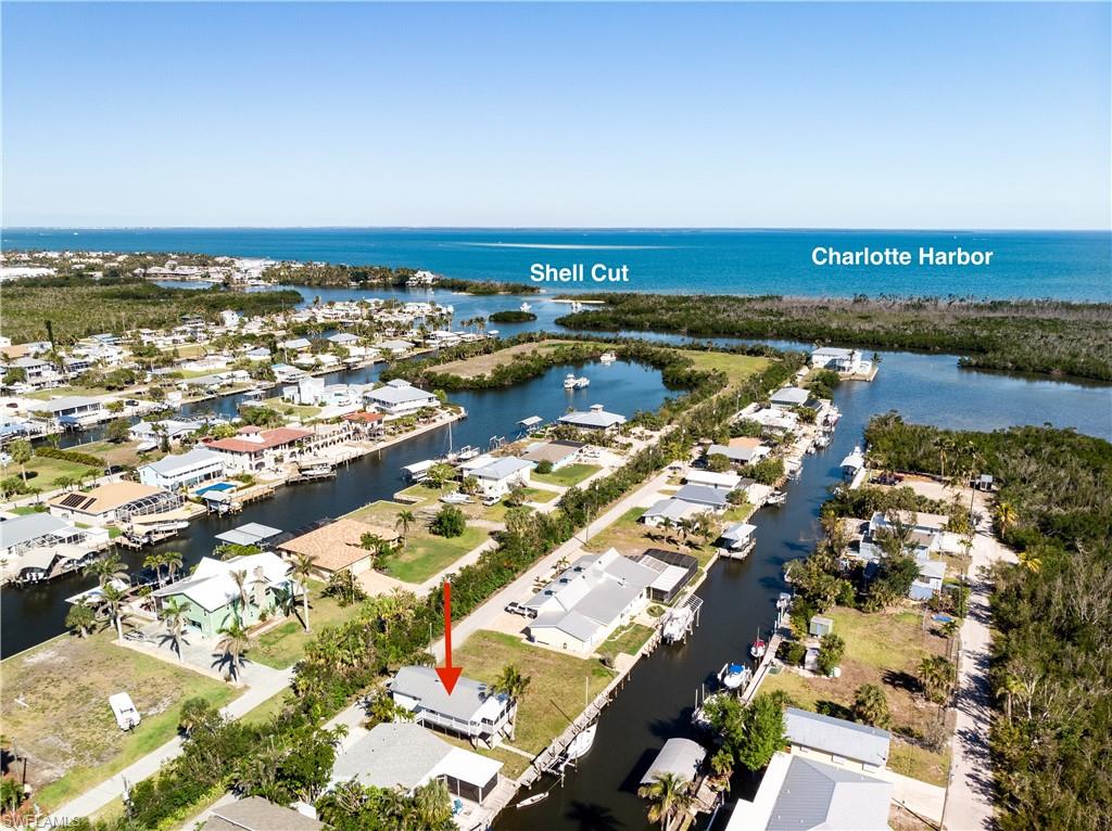 HOLIDAY HARBOR - Residential