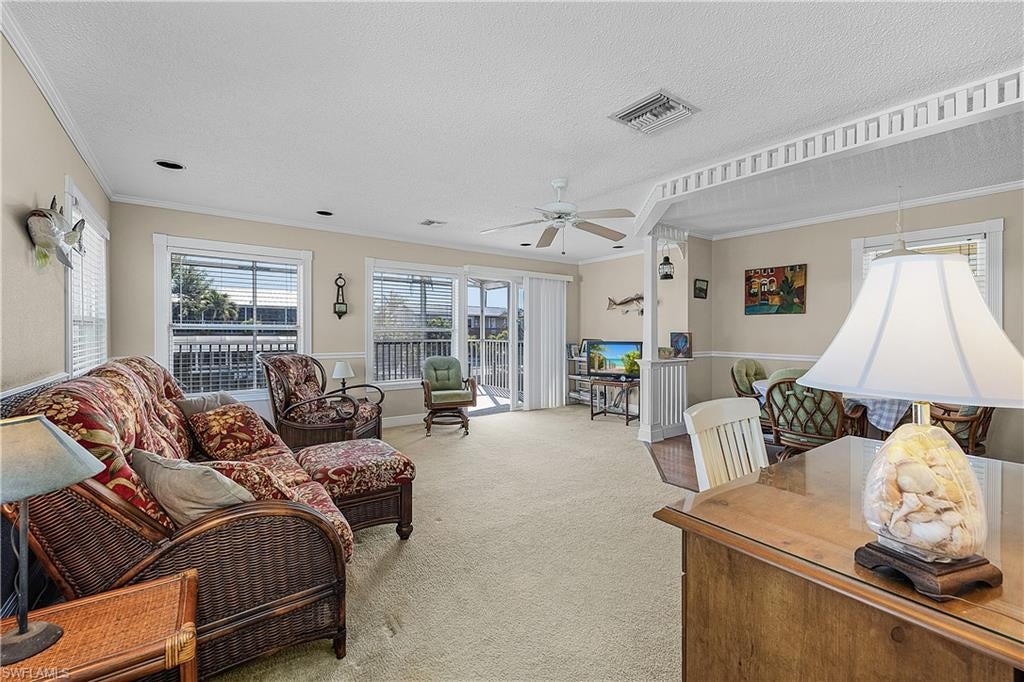 HOLIDAY HARBOR - Residential