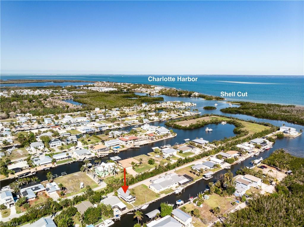 HOLIDAY HARBOR - Residential