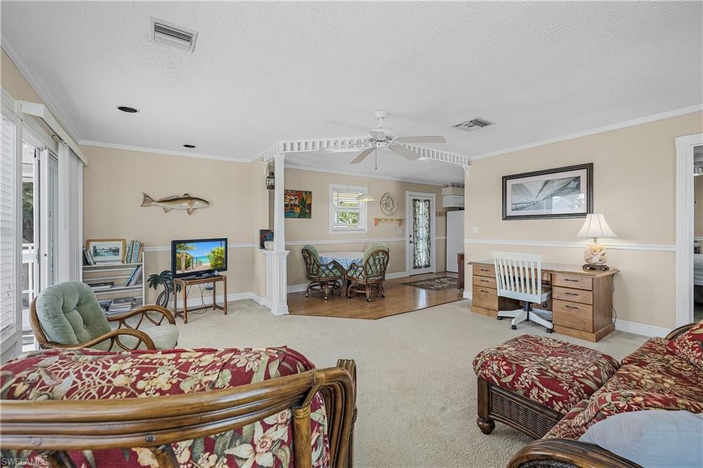 HOLIDAY HARBOR - Residential
