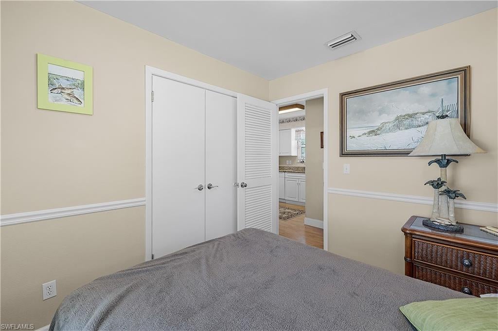 HOLIDAY HARBOR - Residential