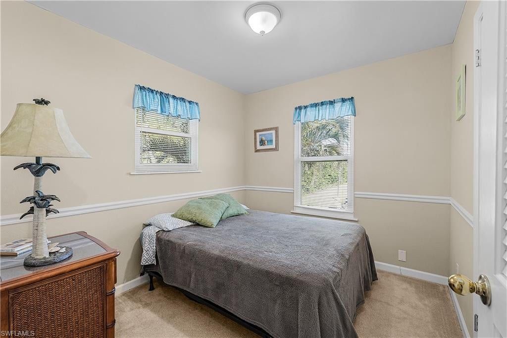 HOLIDAY HARBOR - Residential
