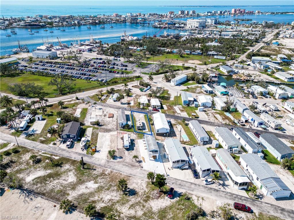 HELEN LANE CONDO RV - Land