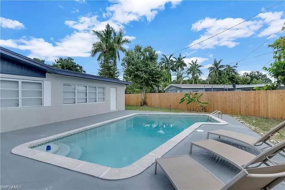NORTH FORT MYERS - Residential