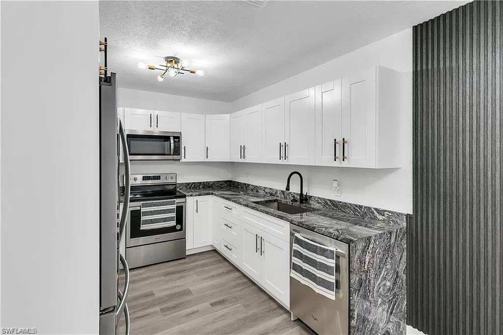 NORTH FORT MYERS - Residential