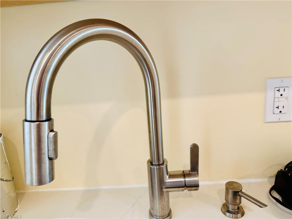 NAPLES PARK - Residential Lease