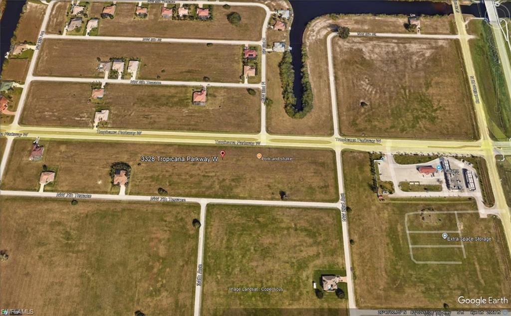 CAPE CORAL - Land