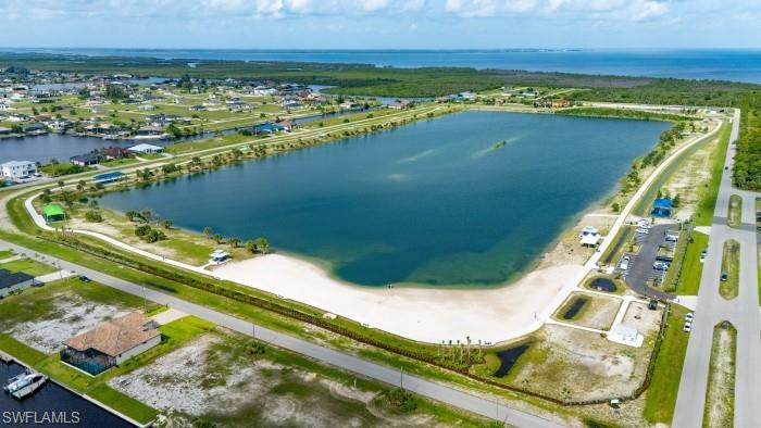 CAPE CORAL - Land