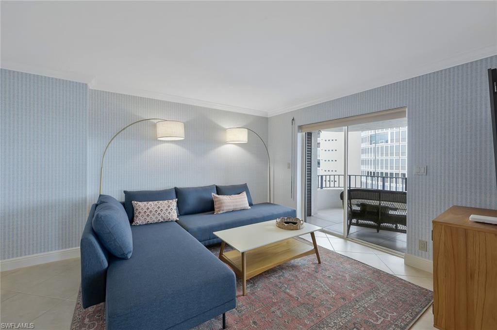 SOLAMAR - Residential Lease
