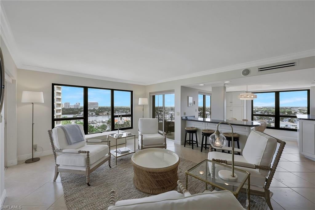 SOLAMAR - Residential Lease