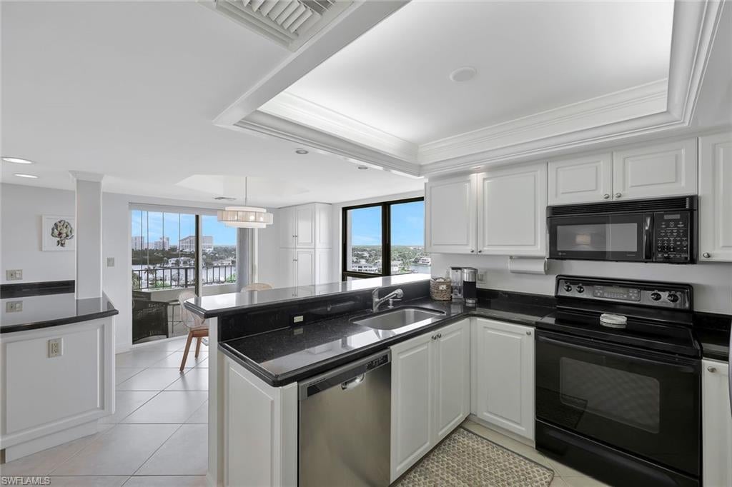 SOLAMAR - Residential Lease